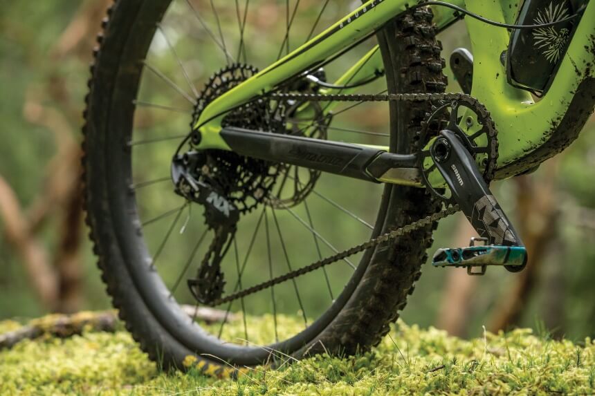 7 Best Full Suspension Mountain Bikes Under $2000 - Tackle Technical Trails with Ease! (Spring 2022)