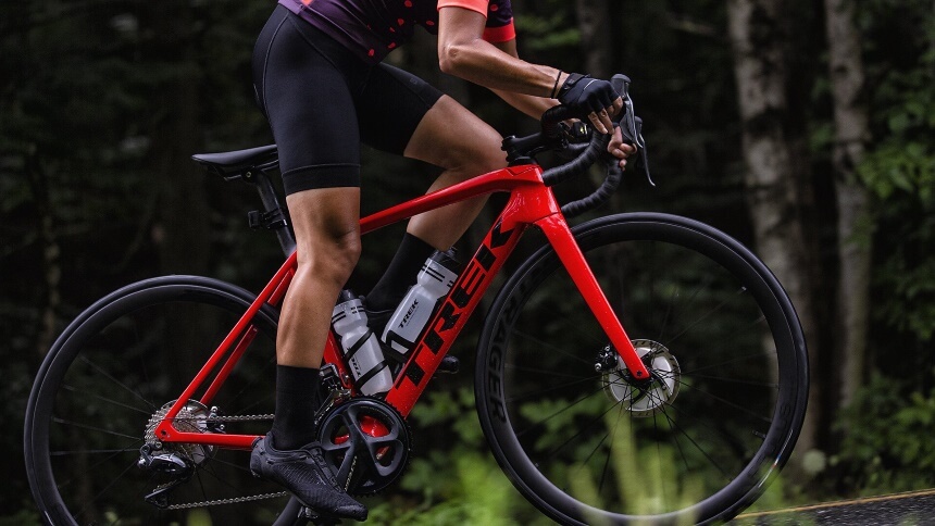 Touring Bike vs. Road Bike: Main Features, Pros and Cons