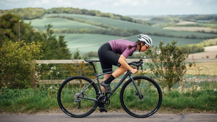 Touring Bike vs. Road Bike: Main Features, Pros and Cons