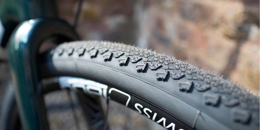 Gravel Bike vs. Mountain Bike: What's the Difference between Them?