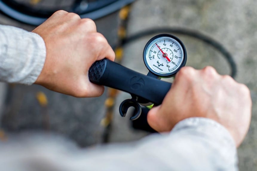 Mountain Bike Tire Pressure: How to Determine the Right Pressure?
