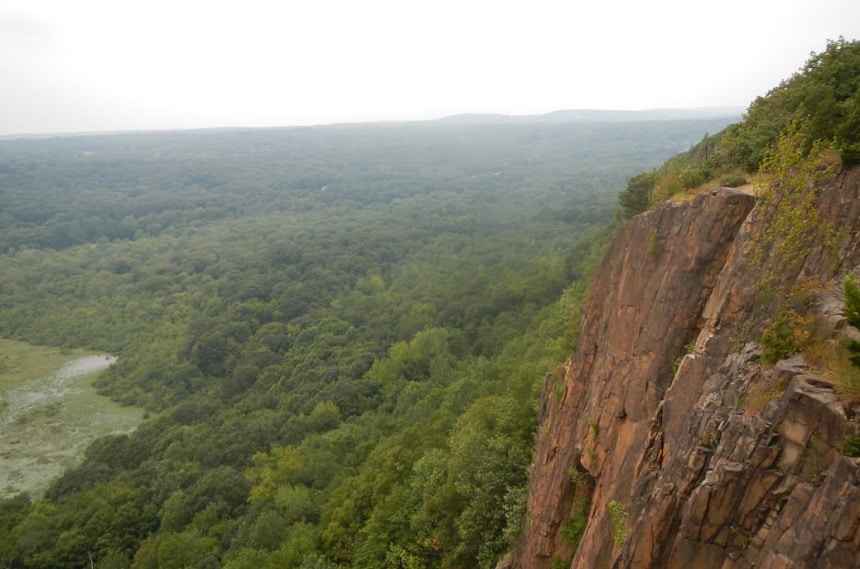 Mountain Biking in Connecticut – the Best Trails, Paths, Clubs and More!