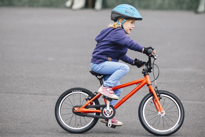 Balance Bike vs Tricycle: Which One Is Better for Your Kid?