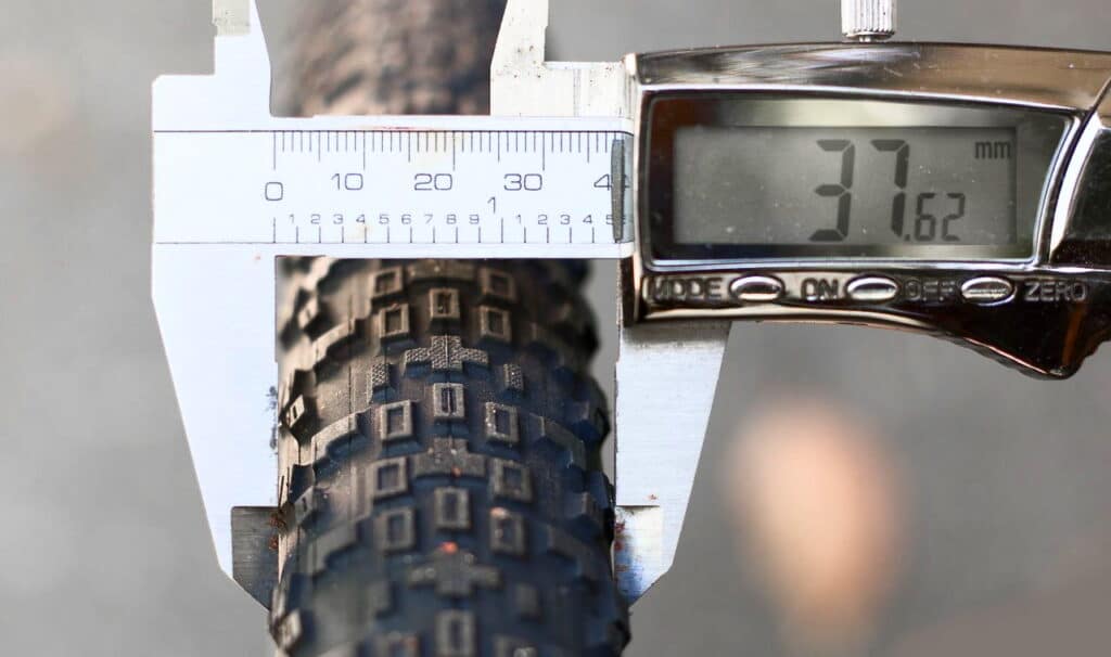 650B vs 700C: Which Is the Superior Tire for Your Gravel Bike?