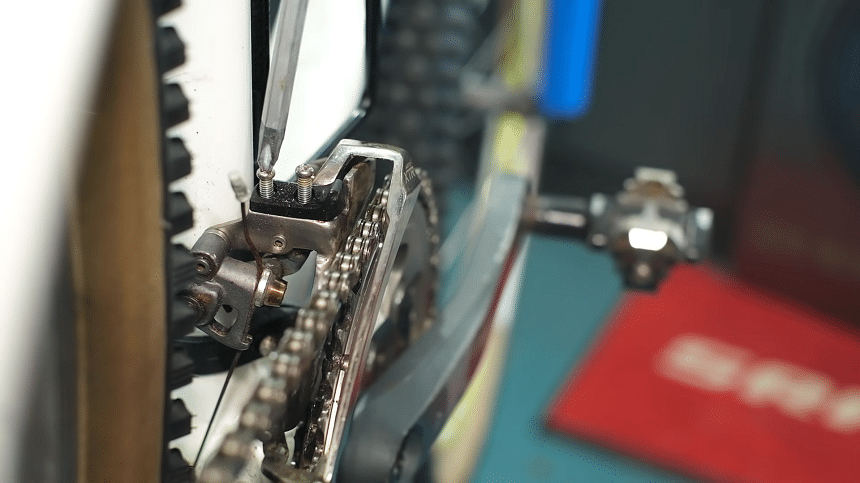 How to Adjust Front Derailleur on Mountain Bike? Simple Instructions