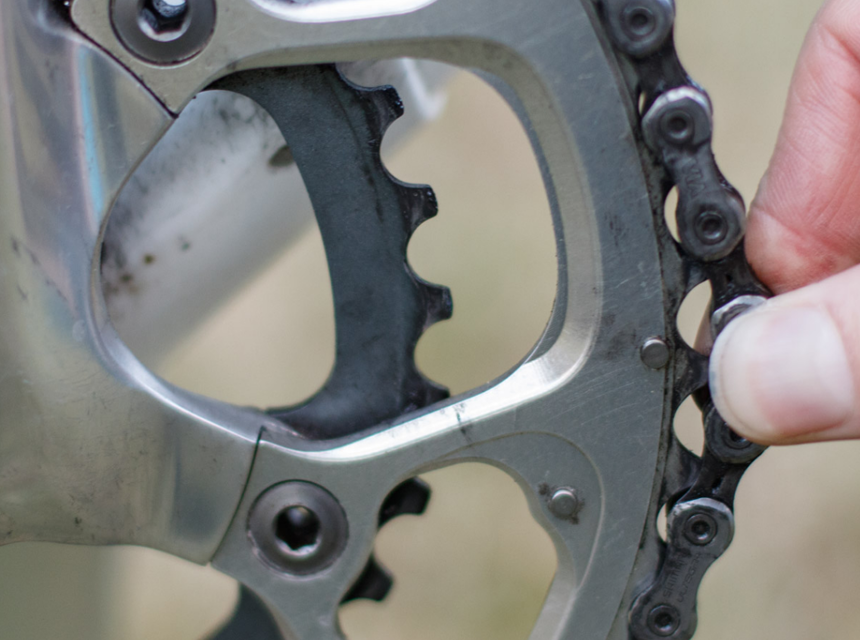 How to Fix a Bike Chain that Keeps Falling Off: Reasons and Solutions