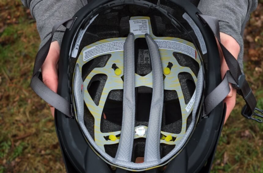 How to Clean a Bicycle Helmet Inside and Out Easily