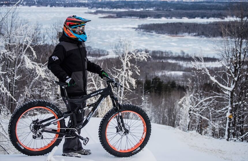 Can You Ride a Bike in the Snow? How to Cycle in Dirt and Snow