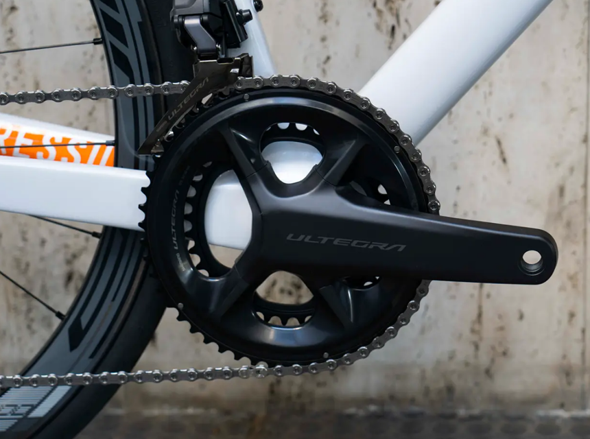 Shimano Tiagra vs 105 Bike Groupsets: Main Differences